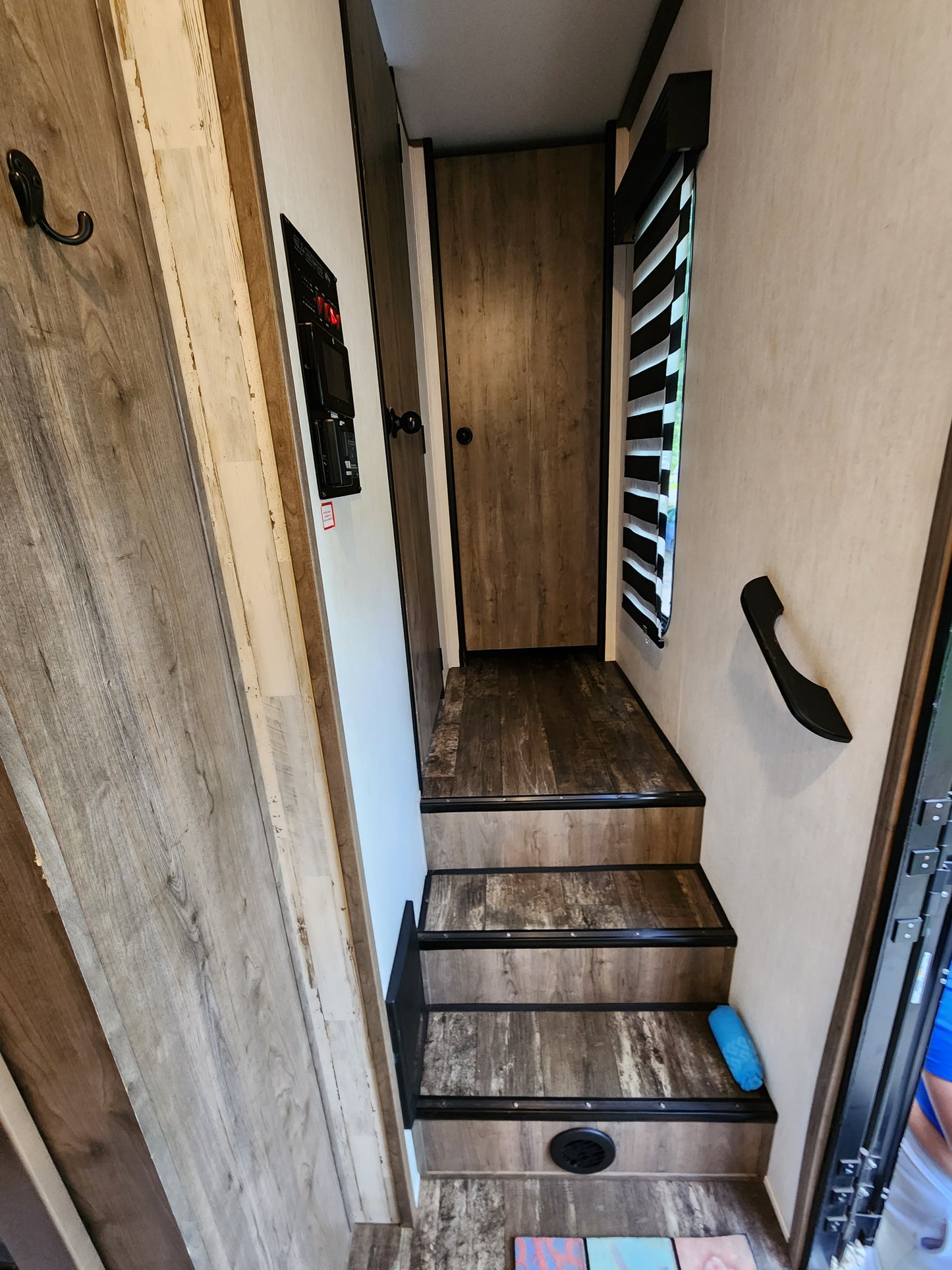 Luxury RV Travel: Rent the Forest River Sabre 38DBQ - Fifth Wheel Retreat with Delivery, 2 bedrooms & 2 bathrooms