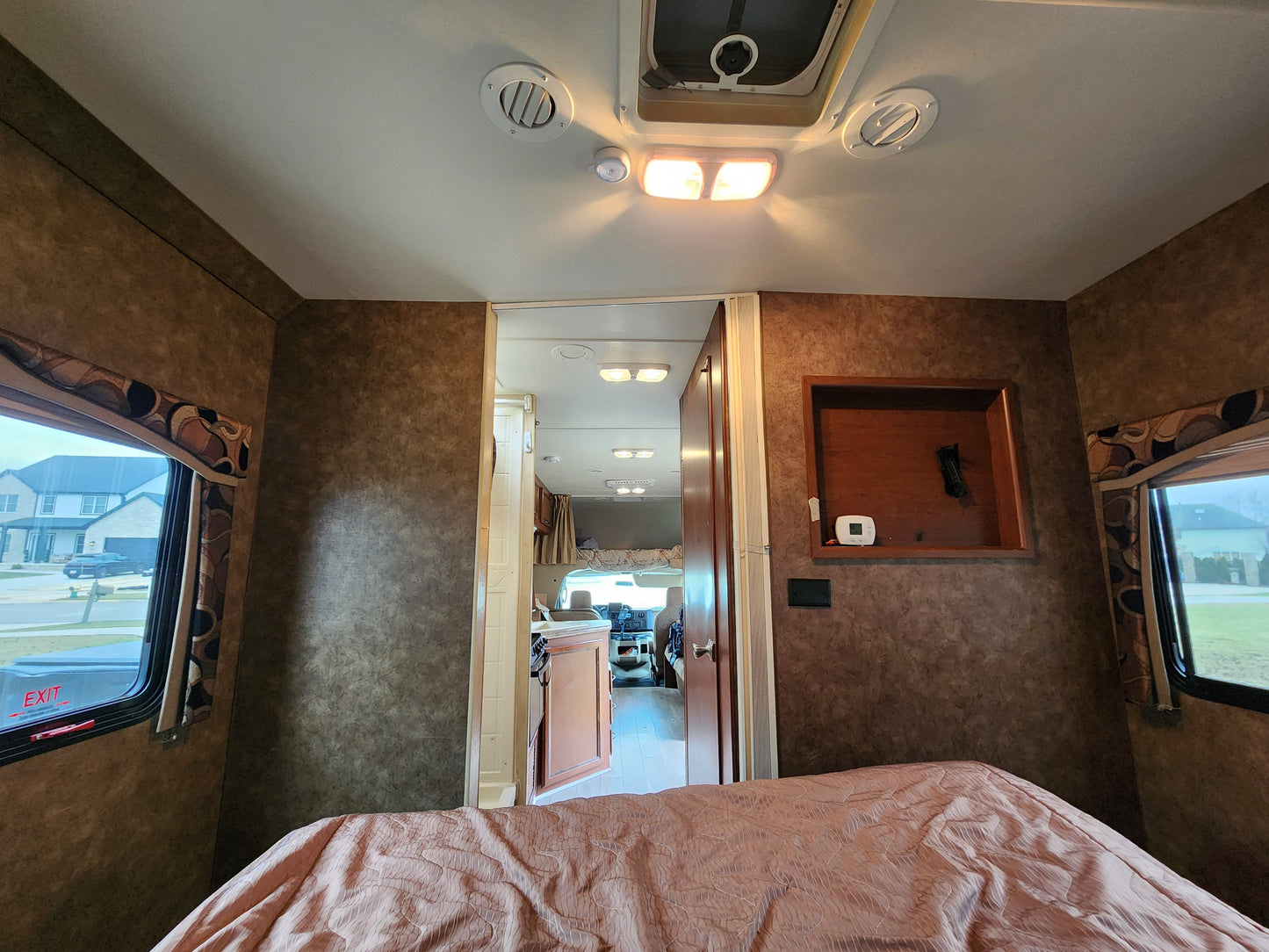 SOLD: Buy a 2013 Thor Chateau 28A Class C RV for Your Ultimate Road Adventure