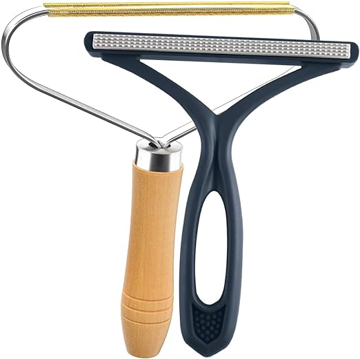 Rent Our Pet Hair Removal Tools – Your Key to a Fur-Free, Fresh Space!