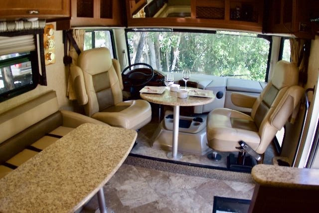 Class A RV for rent! Thor ACE 27.1 - Your Gateway to Adventure