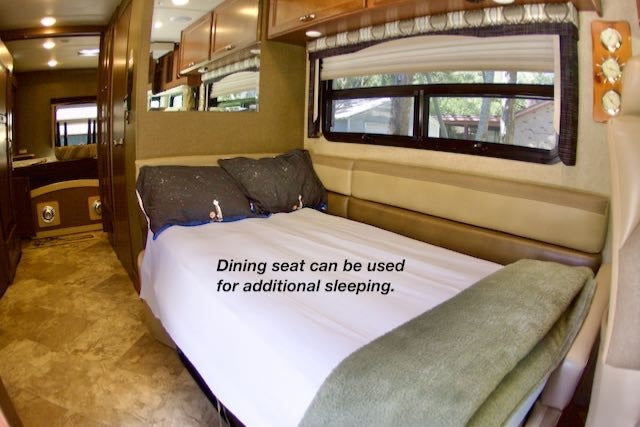 Class A RV for rent! Thor ACE 27.1 - Your Gateway to Adventure