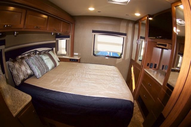 Class A RV for rent! Thor ACE 27.1 - Your Gateway to Adventure