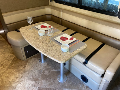 Class A RV for rent! Thor ACE 27.1 - Your Gateway to Adventure