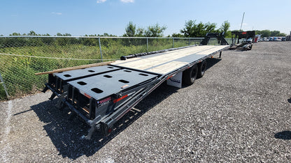 Traxx 36' TD Gooseneck Flatbed Trailer for Rent - Heavy-Duty Hauling at Your Service