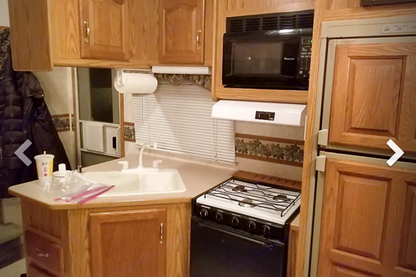 Budget-Friendly Adventure: Keystone Cougar 281EFS Fifth Wheel RV for Sale!