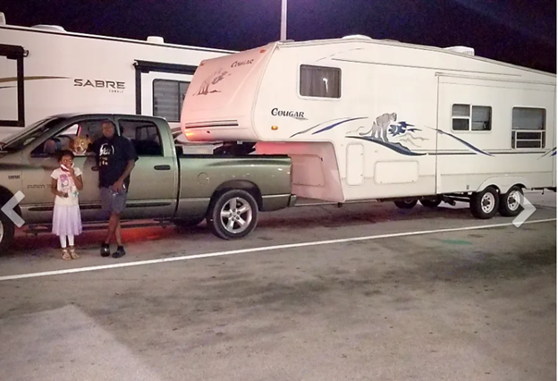 Budget-Friendly Adventure: Keystone Cougar 281EFS Fifth Wheel RV for Rent