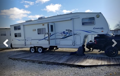 Budget-Friendly Adventure: Keystone Cougar 281EFS Fifth Wheel RV for Sale!