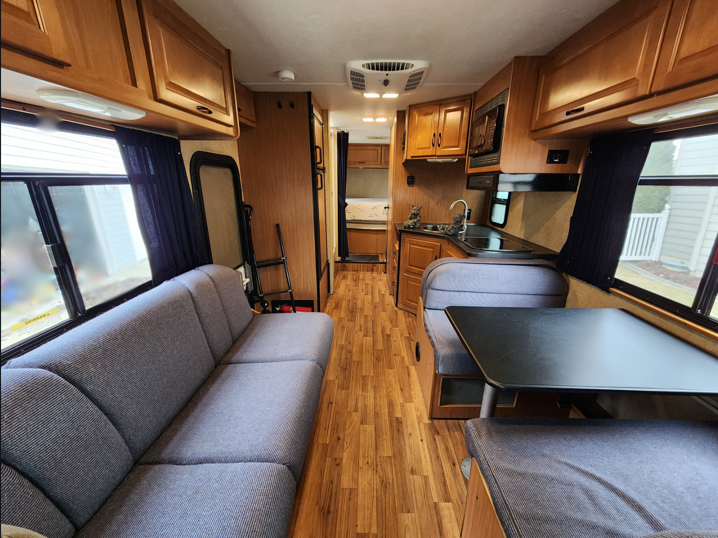 Rent the Thor Majestic 28A Class C RV for Unmatched Comfort and Adventure